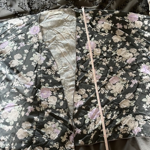 A&F Kimono - Picture 6 of 6